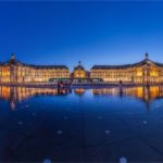 Bordeaux fascino come segno distintivo. Eleganza come vocazione